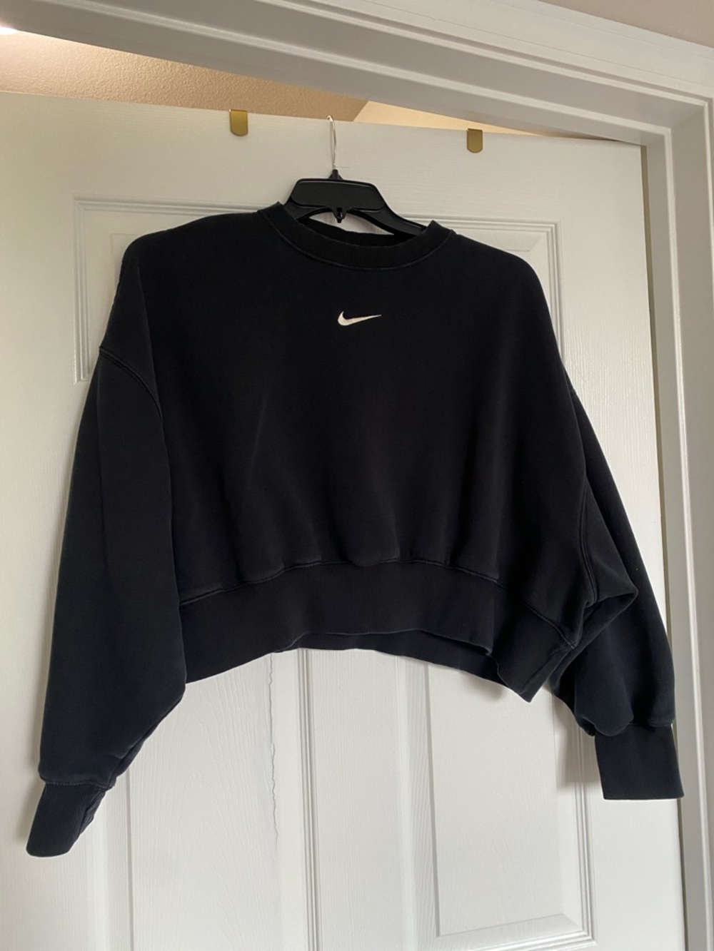 Nike Oversized Cropped Sweatshirt